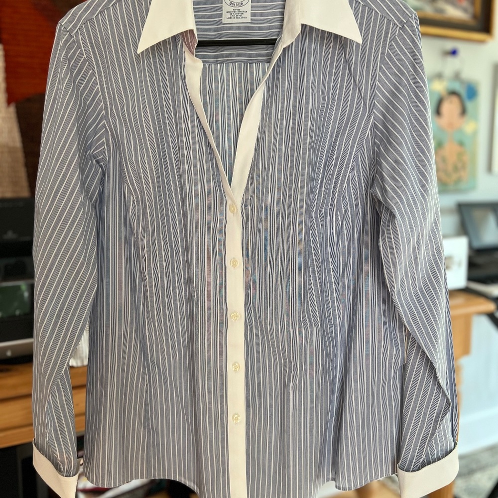 Brooks Brothers blue and white striped button-up shirt, Womens size 16